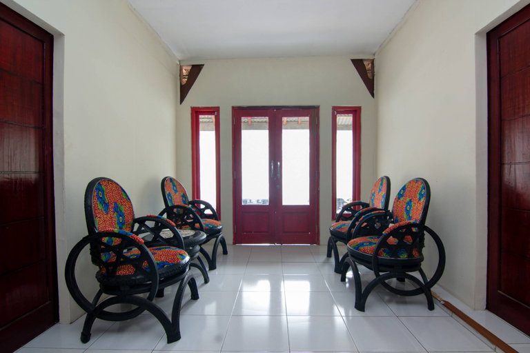 Public Area 2, Hotel O Griya Annisa, Tegal