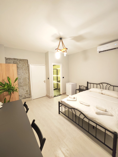 Bedroom 4, Frame Galata Hotel, Beyoğlu