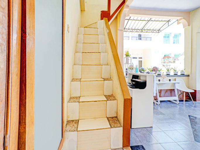 Others 5, OYO 90546 Aura Syariah Homestay, Ponorogo