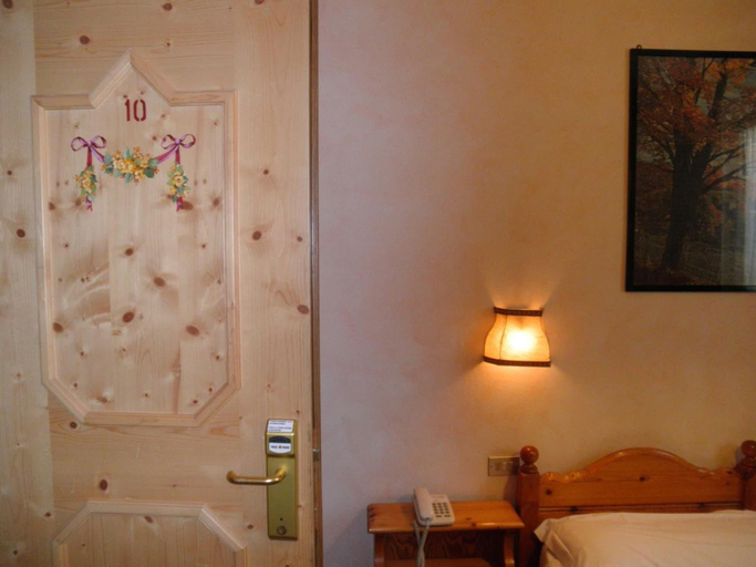Bathroom 4, Hotel Stelvio, Varese