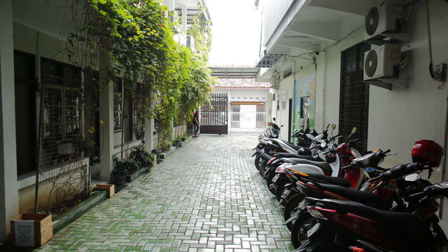 Exterior & Views 1, Hotel Bale Cangkring Cirebon, Cirebon