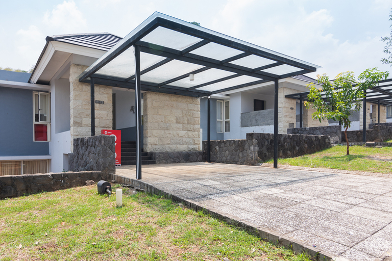 Exterior & Views 2, Hotel O Taman Dayu Villa Golf View, Pasuruan