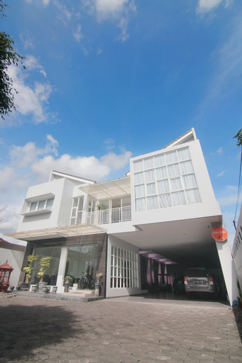 Exterior & Views 2, Guesthouse Syariah Latar Watu, Yogyakarta