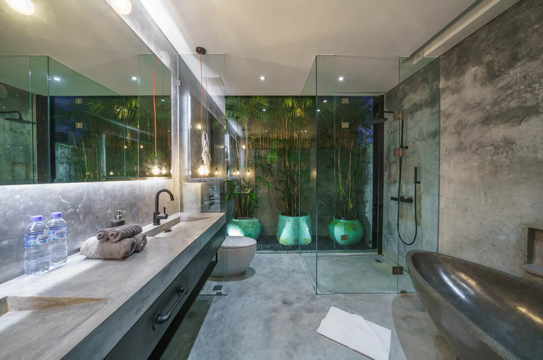 Bathroom 3, Villa Bali Townhouse: Modern 2BR Villa w/pool in Umalas, Badung