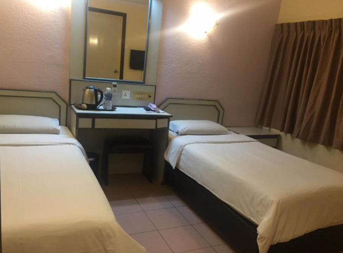 Bedroom 4, The Inn Hotel, Kuala Terengganu