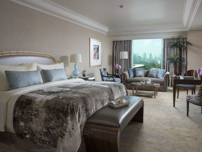 Hotel Mulia Senayan, Jakarta - Tap to explore photos