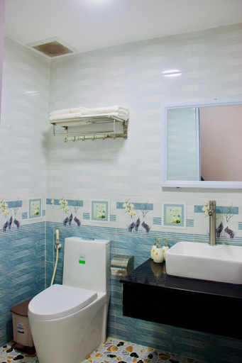 Bathroom, Phuc Con Son Hotel, Côn Đảo