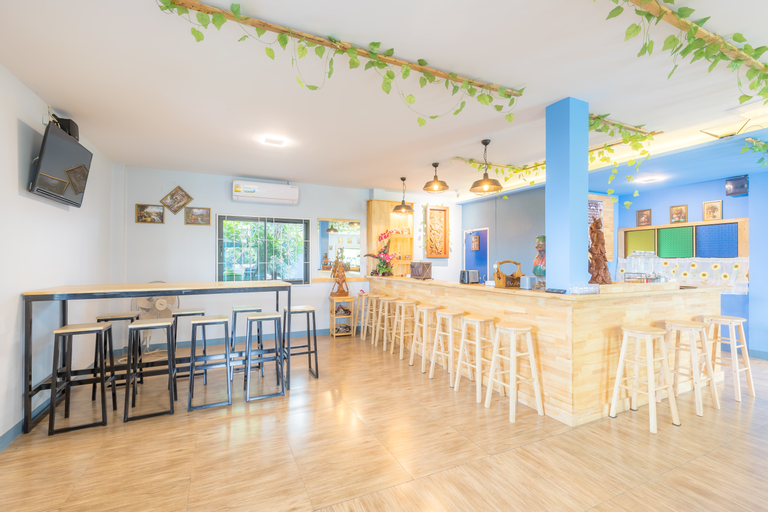 Food & Drinks 4, The Blue Place Hotel DMK, Lam Luk Ka