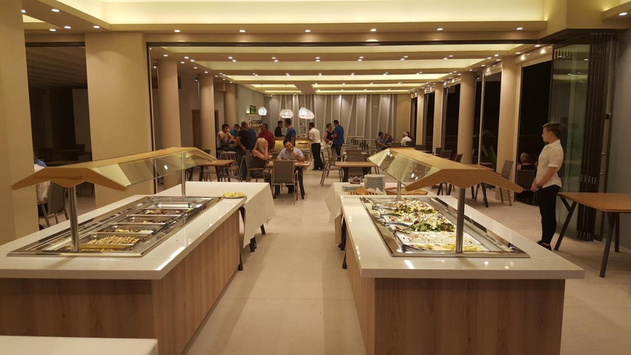 Food & Drinks 4, Selyria Resort, Ionian Islands