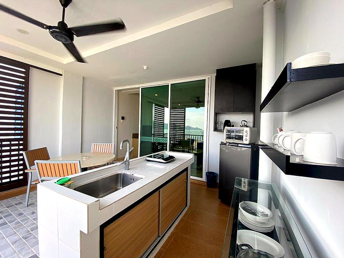 Dining Room 5