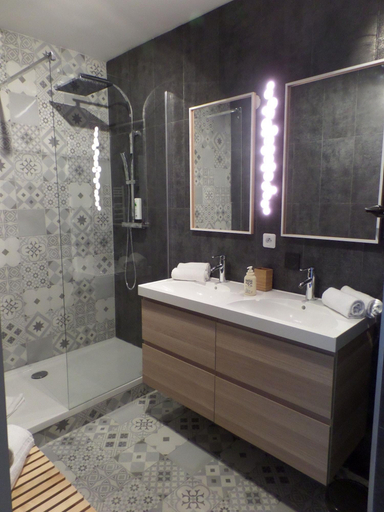 Bathroom 4, Urban Loft, Bouches-du-Rhône