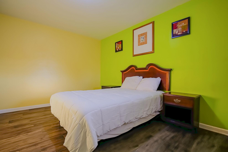 Bedroom 3, Hotel O Markham IL near Harvey/Tinley Park, Cook