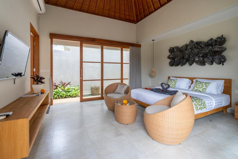 Bedroom 13