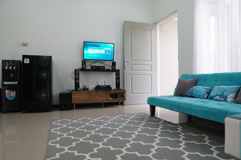 Others 4, Villa Alta 3 Bedrooms, Malang