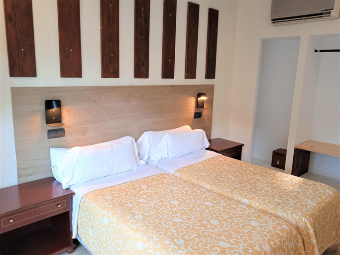 Bedroom 3, Hotel 153, Barcelona