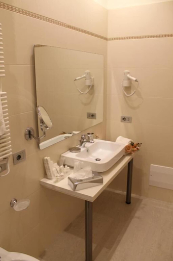 Bathroom 4, Hotel Ristorante Mariano, Matera