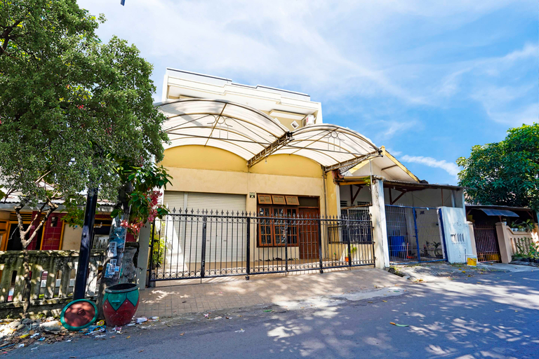 Exterior & Views 2, SPOT ON 91360 Swk 68 Syariah, Surabaya