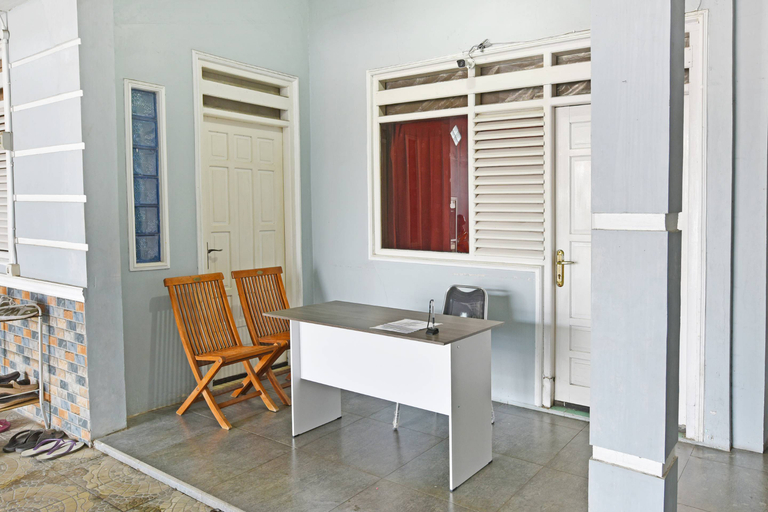 Exterior & Views 5, OYO 91399 Homestay Trendy Syariah, Cilacap