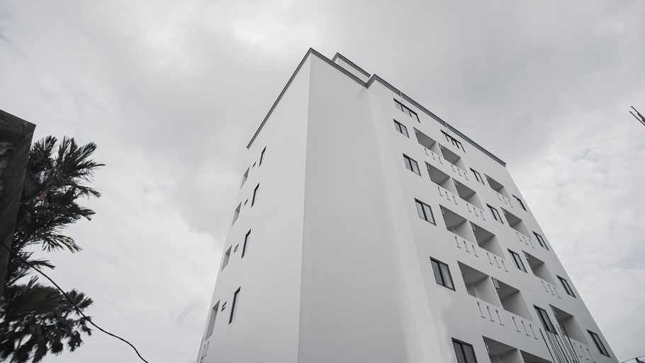 Exterior & Views 22
