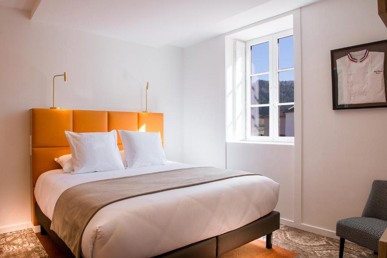 Bedroom 2, Logis Hotel le Tilia, Rhône