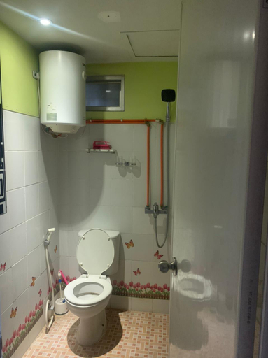 Bathroom 3, Apartement The Suites Metro By HS Property, Bandung