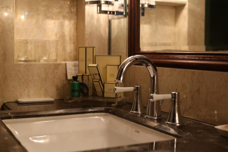 Bathroom 5, Shangri-La Manzhouli, Hulunbuir