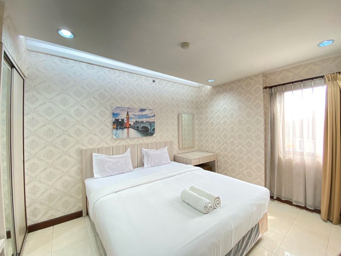 Private Spacious Executive Studio Room at Majesty Apartment Bandung By Travelio, Bandung