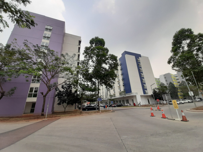 Exterior & Views, Comfy Studio Apartment at Aeropolis Residence By Travelio, Tangerang