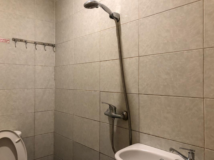 Bathroom 4, Hotel D'Mario Palopo RedPartner, Palopo