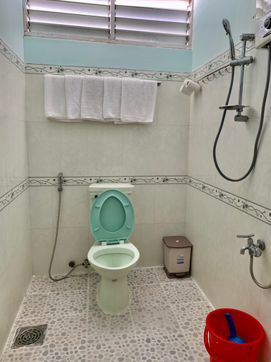 Bathroom 3, Thien Phuc Hotel, Nha Trang