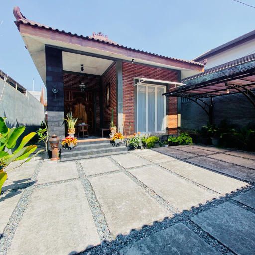 Thon House Near Malang City Station, Malang