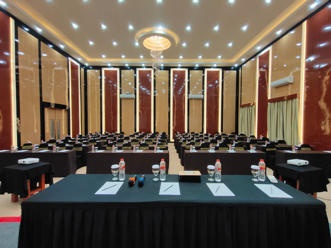 Business Facilities 5, Hotel Grand Karawang Indah, Karawang