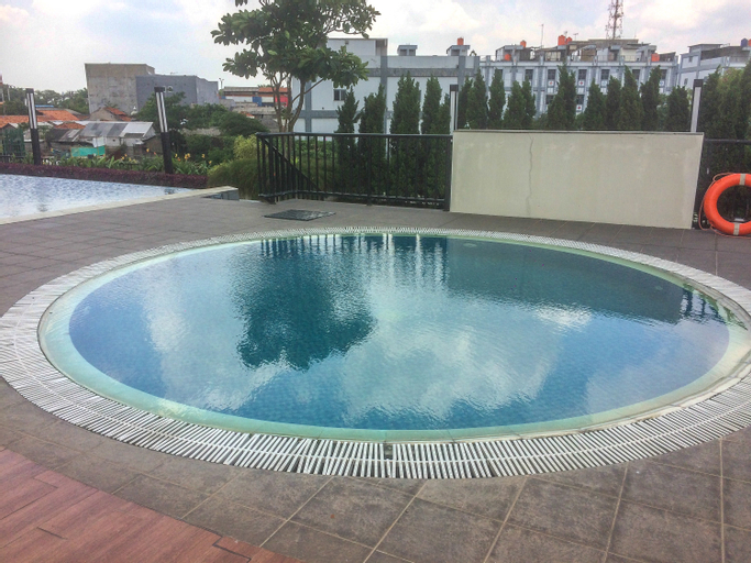 Sport & Beauty 3, Comfort Studio Room at Oasis Cikarang Apartment By Travelio, Cikarang