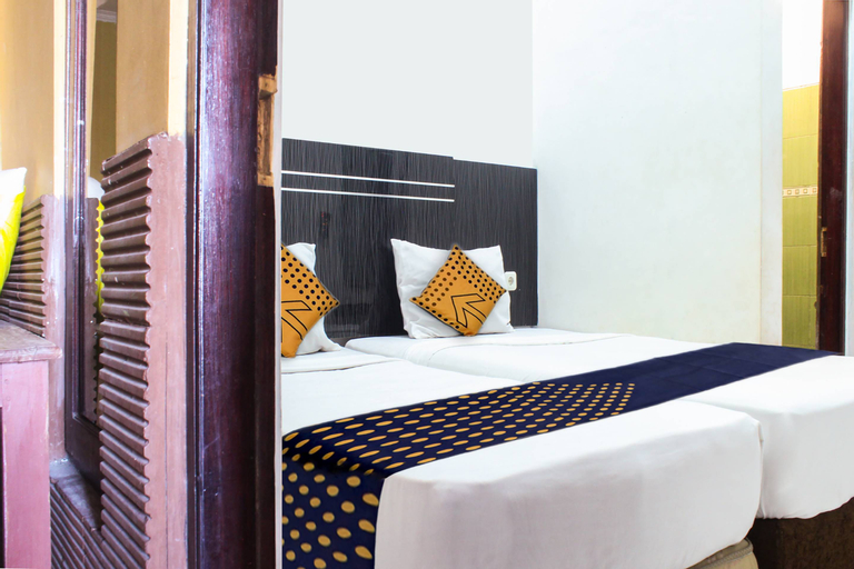 SPOT ON 3605 Clarichie Guest House, Kupang