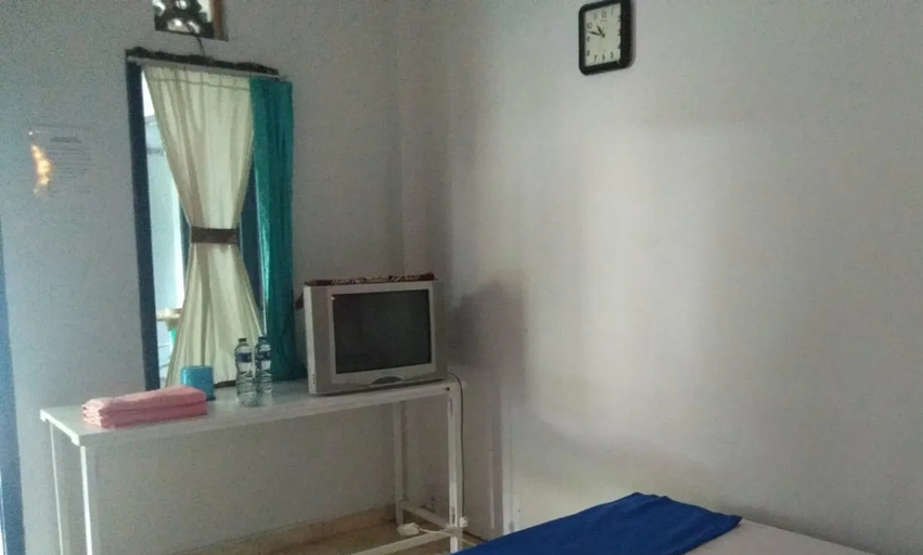 Bedroom 2, Hotel Nuansa Bahari, Garut