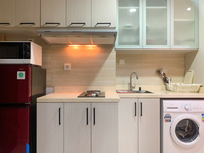 Others 2, Well Appointed and Cozy Studio at West Vista Apartment By Travelio, West Jakarta