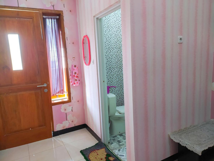 Bedroom 3, Oke Homestay Villa Kamaran Batu, Malang