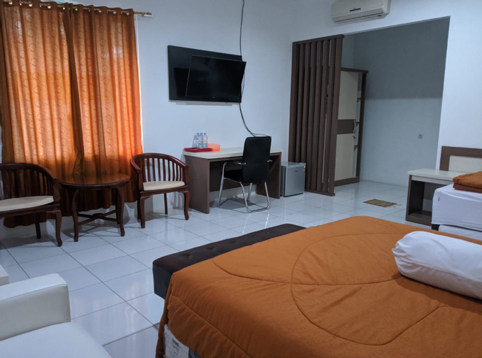 Bedroom 8