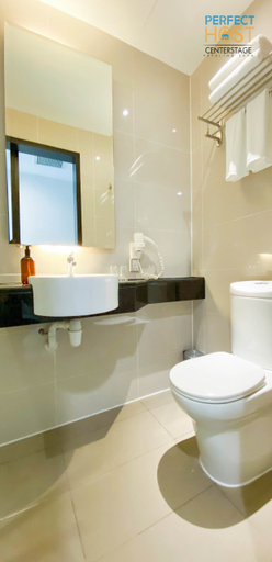 Bathroom 4, Centrestage Petaling Jaya by Perfect Host, Petaling Jaya
