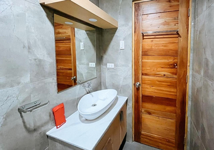 Bathroom 3