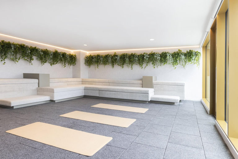 Public Area 5, Leonardo Hotel Manchester Piccadilly, Manchester