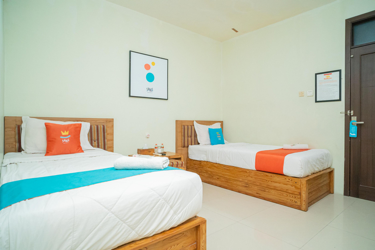 Bedroom 1, Sans Hotel Zam-Zam Syariah Palangkaraya, Palangkaraya