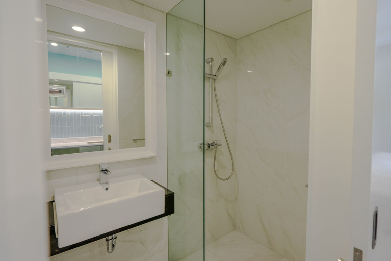 Bathroom 5, EMKA Lodge Studio room apartement Surabaya, Surabaya