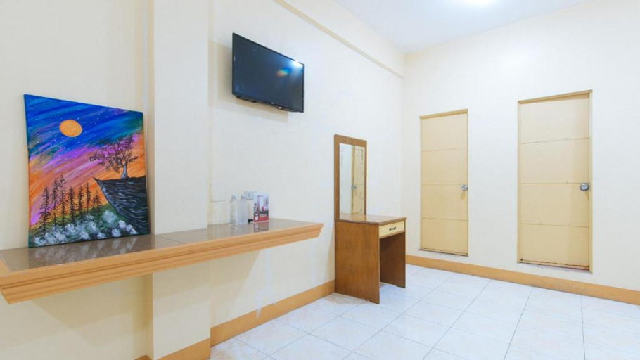 Public Area 2, RedDoorz @ Goldland Spring Resort Urdaneta City, Urdaneta City