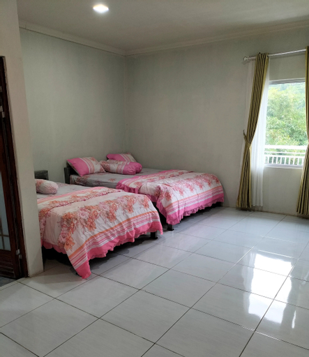 Bedroom 3, GuciGung Resort, Tegal