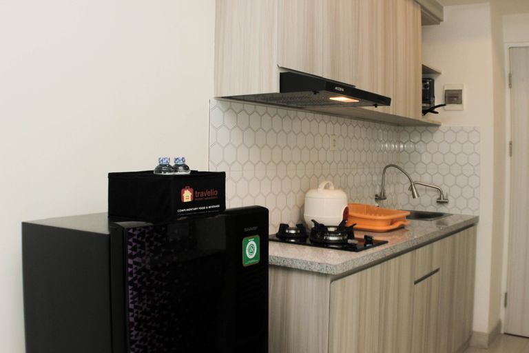 Others 4, Elegant and Comfy Studio at Grand Kamala Lagoon Apartment By Travelio, Bekasi
