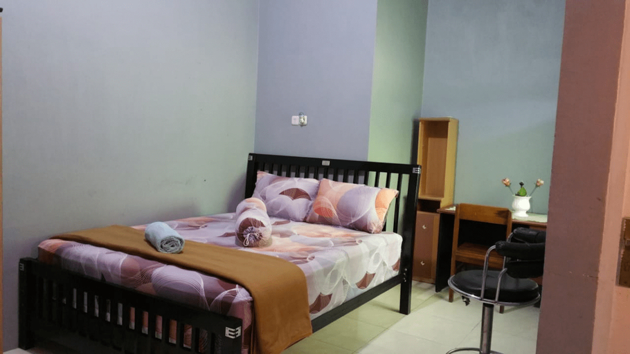 Bedroom 4, The Carstensz Homestay, Maros
