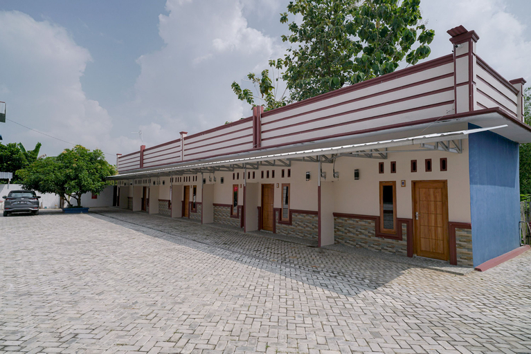 Exterior & Views 2, RedDoorz @ Seputih Jaya Lampung, Central Lampung