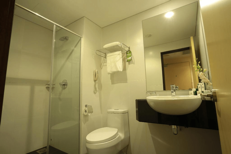 Bathroom 4, Imperial Riverbank Hotel Kuching, Kuching