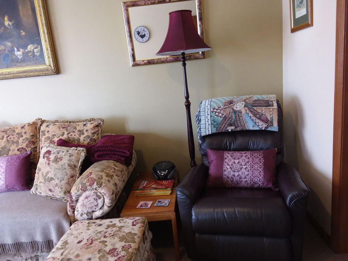 Public Area 4, Cornwall Cottage, Clarence